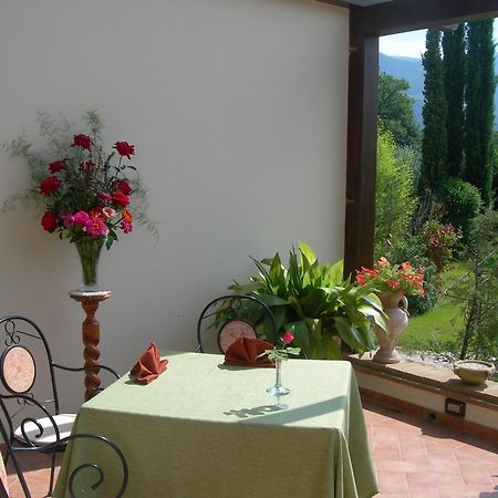 Vista Assisi Acomodação com café da manhã Exterior foto